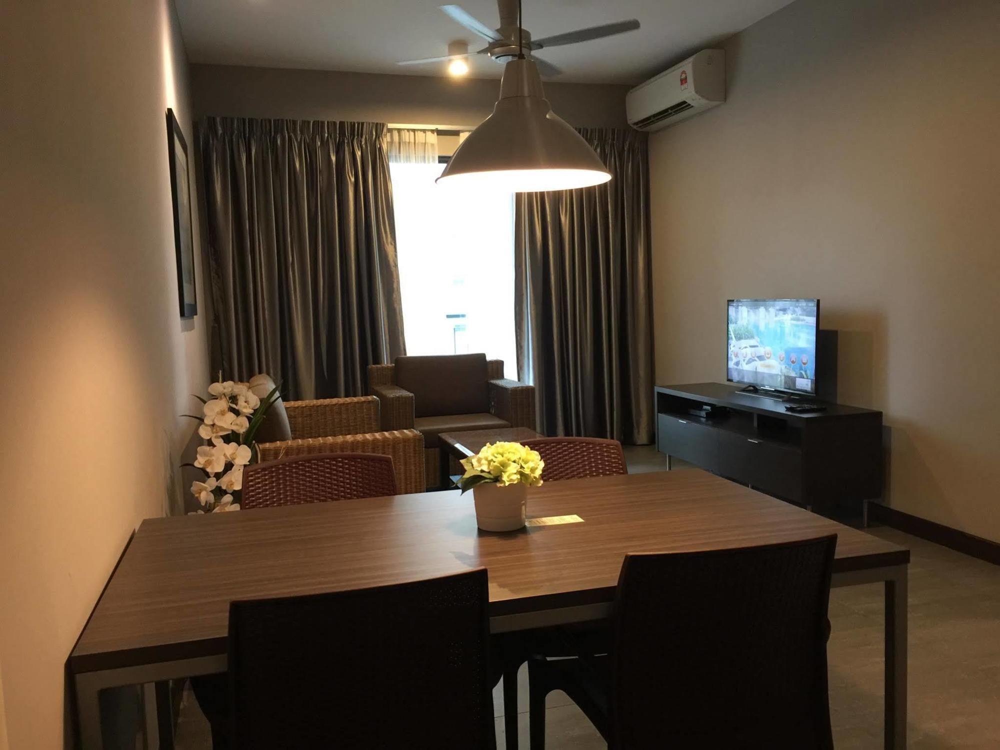 Acappella Suite Hotel, Shah Alam Exterior foto